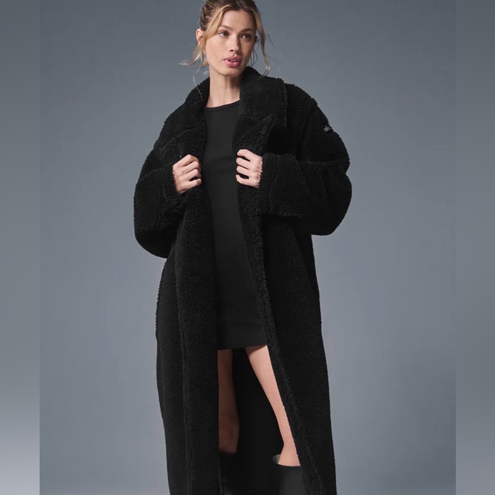 ALO Yoga Oversized Sherpa Trench Coat Black Medium